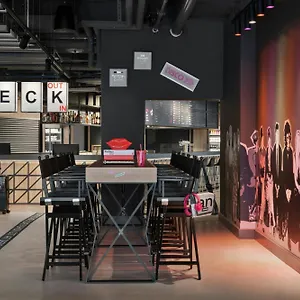 Moxy 3*, Düsseldorf Deutschland